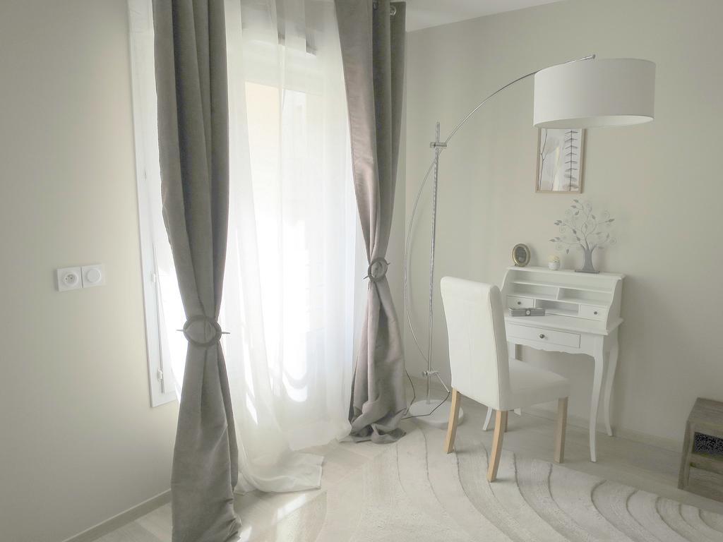 Residence Bleu Castillet Perpignan Room photo